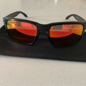 Oakley Holbrook
